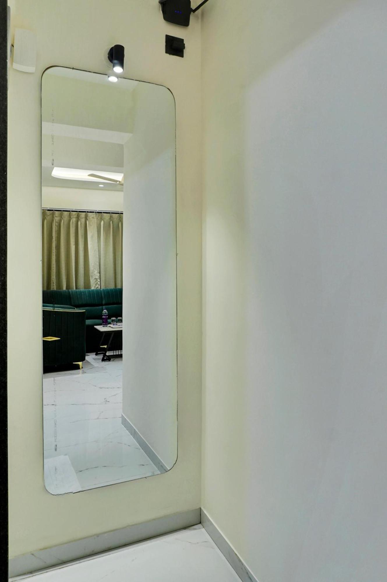 Palm Suites Baner- Indian Nationals Only Pune Exterior photo